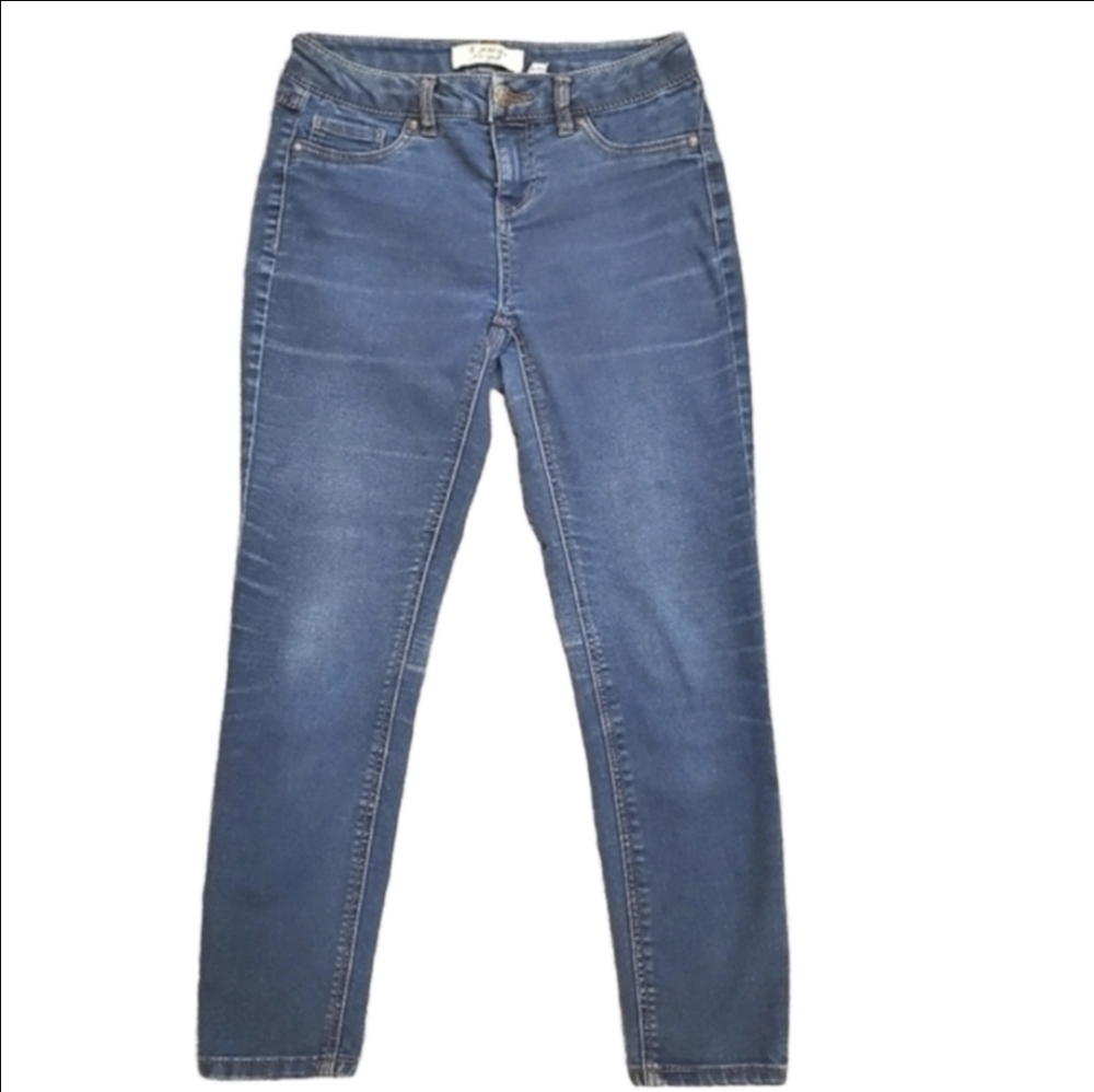 d.jeans Classic Mid Rise Straight Leg Medium Wash Blue Denim Jeans Size 4